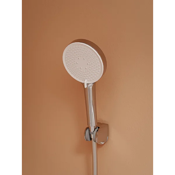 Фото товара на маркетплейсе wildberries Душевой комплект: лейка, шланг и держатель