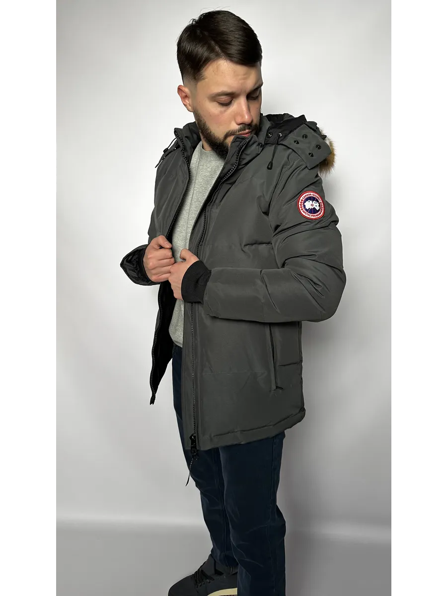 Зимний пуховик Canada Goose