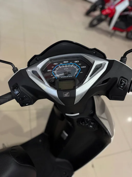 Скутер Honda Activa 125, белый, фото 2